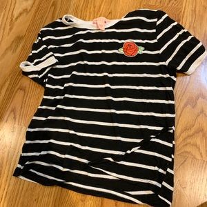 Women’s medium shit with rose design